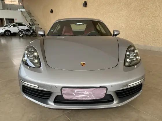 PORSCHE 718 2024