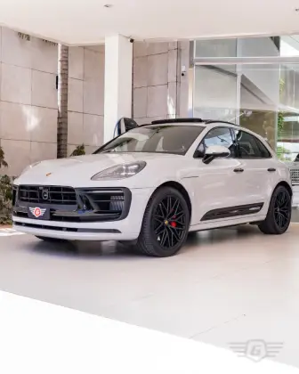 PORSCHE MACAN 2024