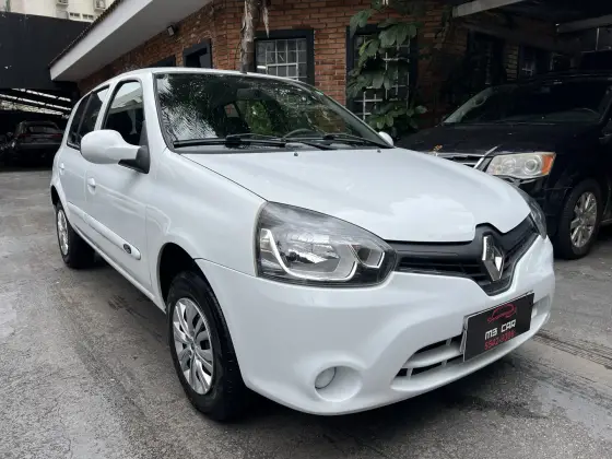 RENAULT CLIO 2016