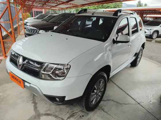 RENAULT DUSTER 2018