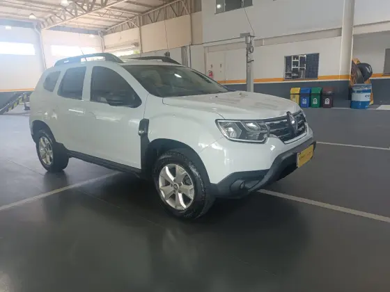 RENAULT DUSTER 2022