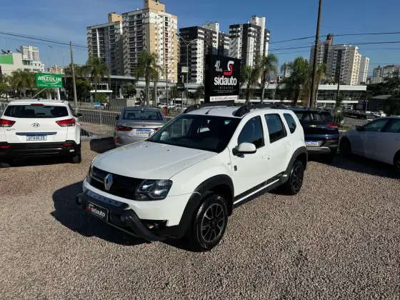 RENAULT DUSTER 2016