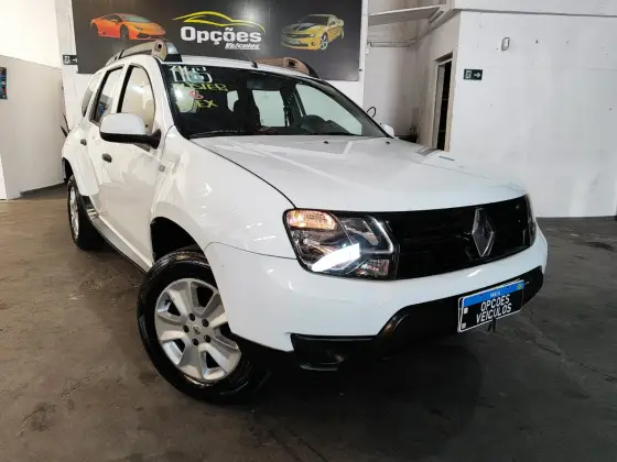 RENAULT DUSTER 2016