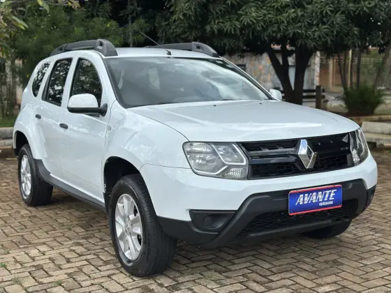 RENAULT DUSTER 2017