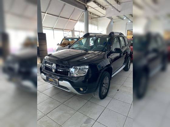 RENAULT DUSTER 2018