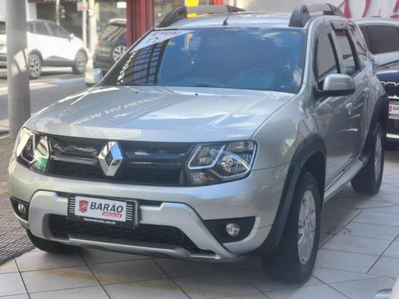 RENAULT DUSTER 2017