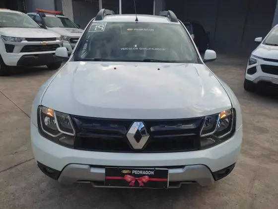 RENAULT DUSTER 2019