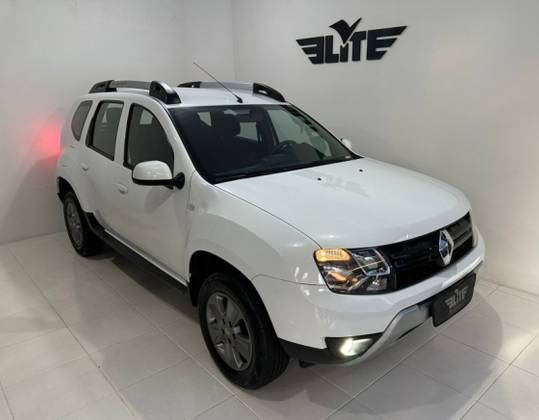 RENAULT DUSTER 2019