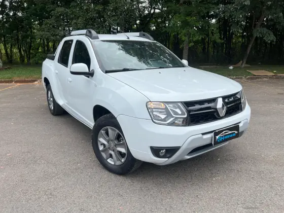 RENAULT DUSTER OROCH 2018