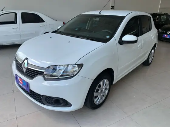 RENAULT SANDERO 2018
