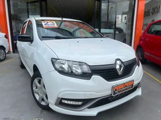 RENAULT SANDERO 2023