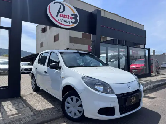 RENAULT SANDERO 2014