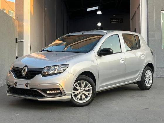 RENAULT SANDERO 2023