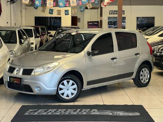 RENAULT SANDERO 2009