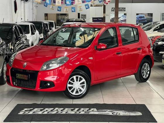 RENAULT SANDERO 2014