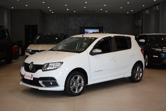 RENAULT SANDERO 2018