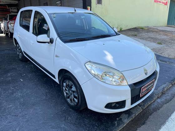 RENAULT SANDERO 2012