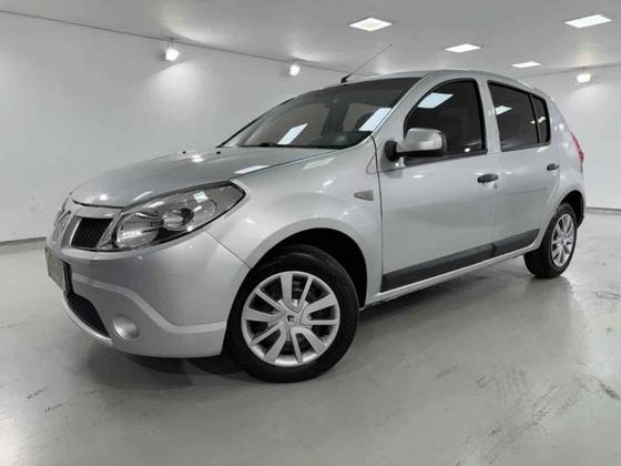 RENAULT SANDERO 2011