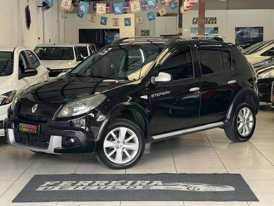 RENAULT SANDERO 2013