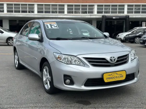 TOYOTA COROLLA 2012