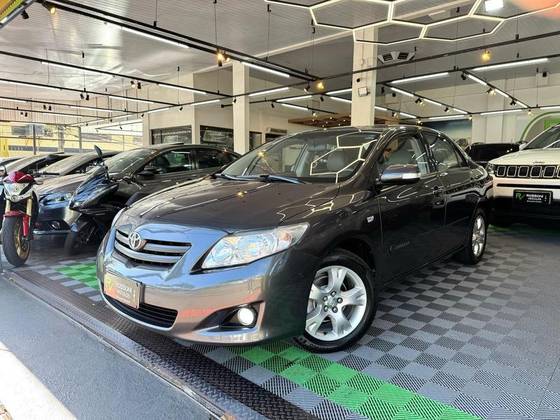 TOYOTA COROLLA 2010
