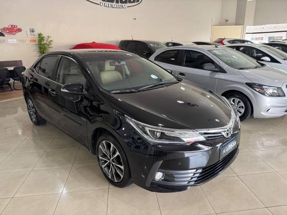 TOYOTA COROLLA 2018