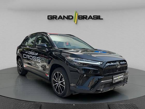 TOYOTA COROLLA CROSS 2025
