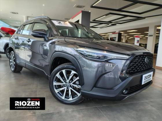 TOYOTA COROLLA CROSS 2023