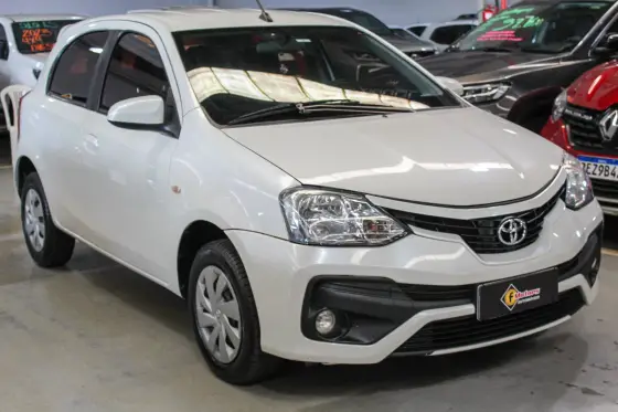 TOYOTA ETIOS 2018