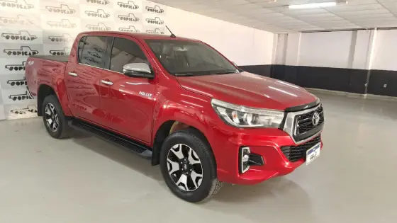 TOYOTA HILUX 2019