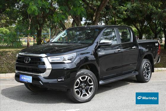 TOYOTA HILUX 2021