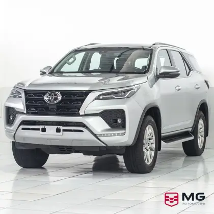 TOYOTA HILUX SW4 2021