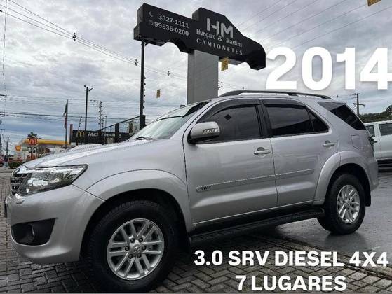 TOYOTA HILUX SW4 2014