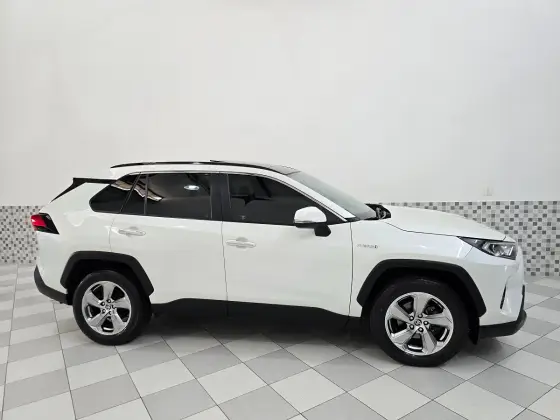 TOYOTA RAV4 2021