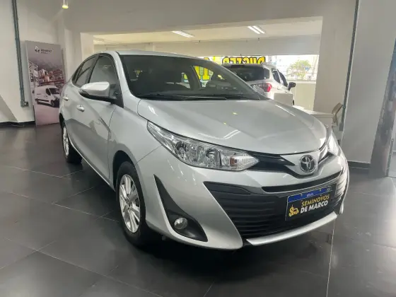 TOYOTA YARIS 2019