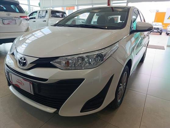 TOYOTA YARIS 2020