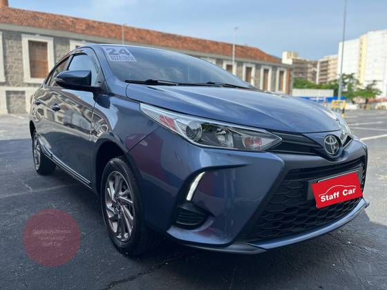 TOYOTA YARIS 2024