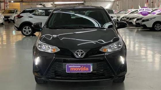 TOYOTA YARIS 2024