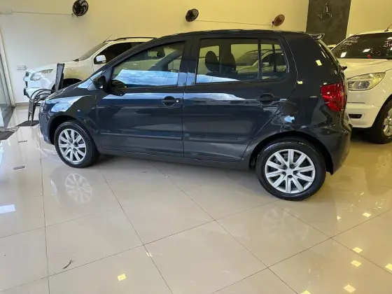 VOLKSWAGEN FOX 2010
