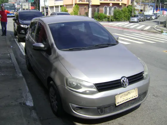 VOLKSWAGEN FOX 2011