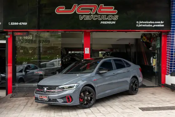 VOLKSWAGEN JETTA 2024