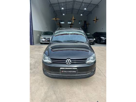 VOLKSWAGEN SPACEFOX 2011