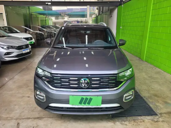 VOLKSWAGEN T-CROSS 2024
