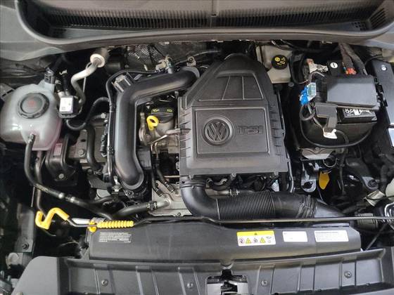 VOLKSWAGEN T-CROSS 2024