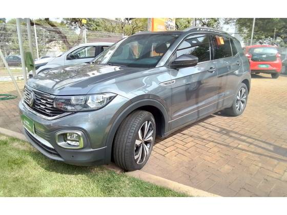 VOLKSWAGEN T-CROSS 2024