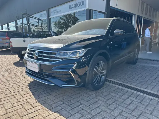 VOLKSWAGEN TIGUAN 2024