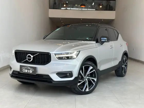 VOLVO XC40 2018