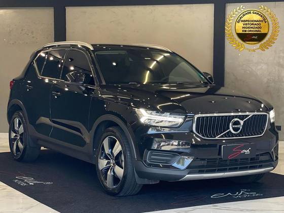 VOLVO XC40 2019