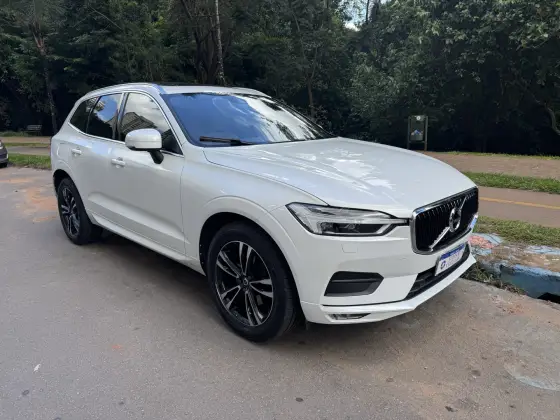 VOLVO XC60 2018