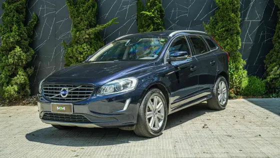 VOLVO XC60 2017